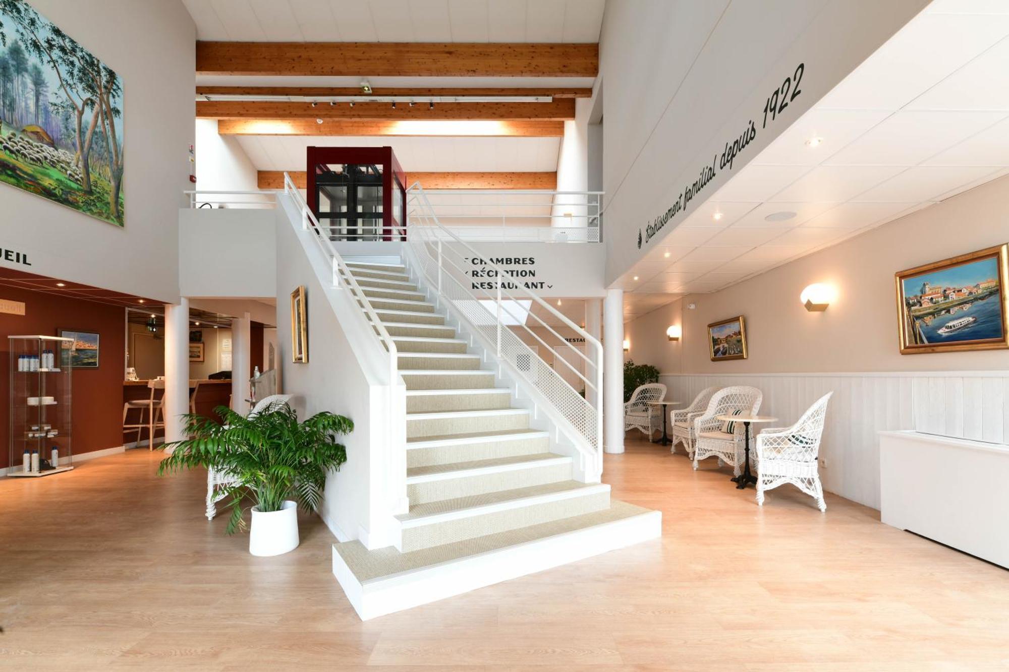 Logis Thermal Saubusse ภายนอก รูปภาพ